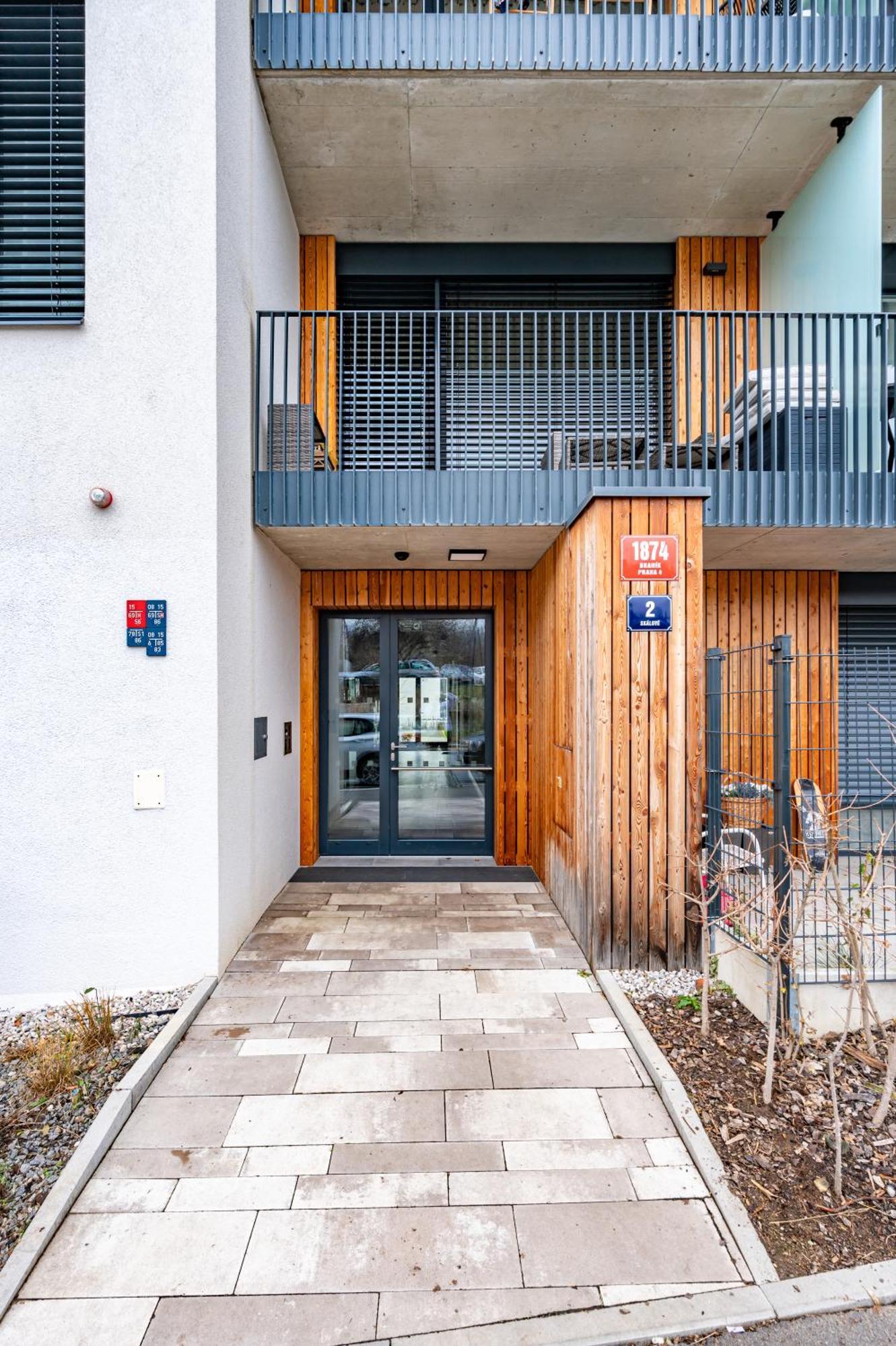 Prague Days - Studio - Terrace - Private Parking Екстер'єр фото